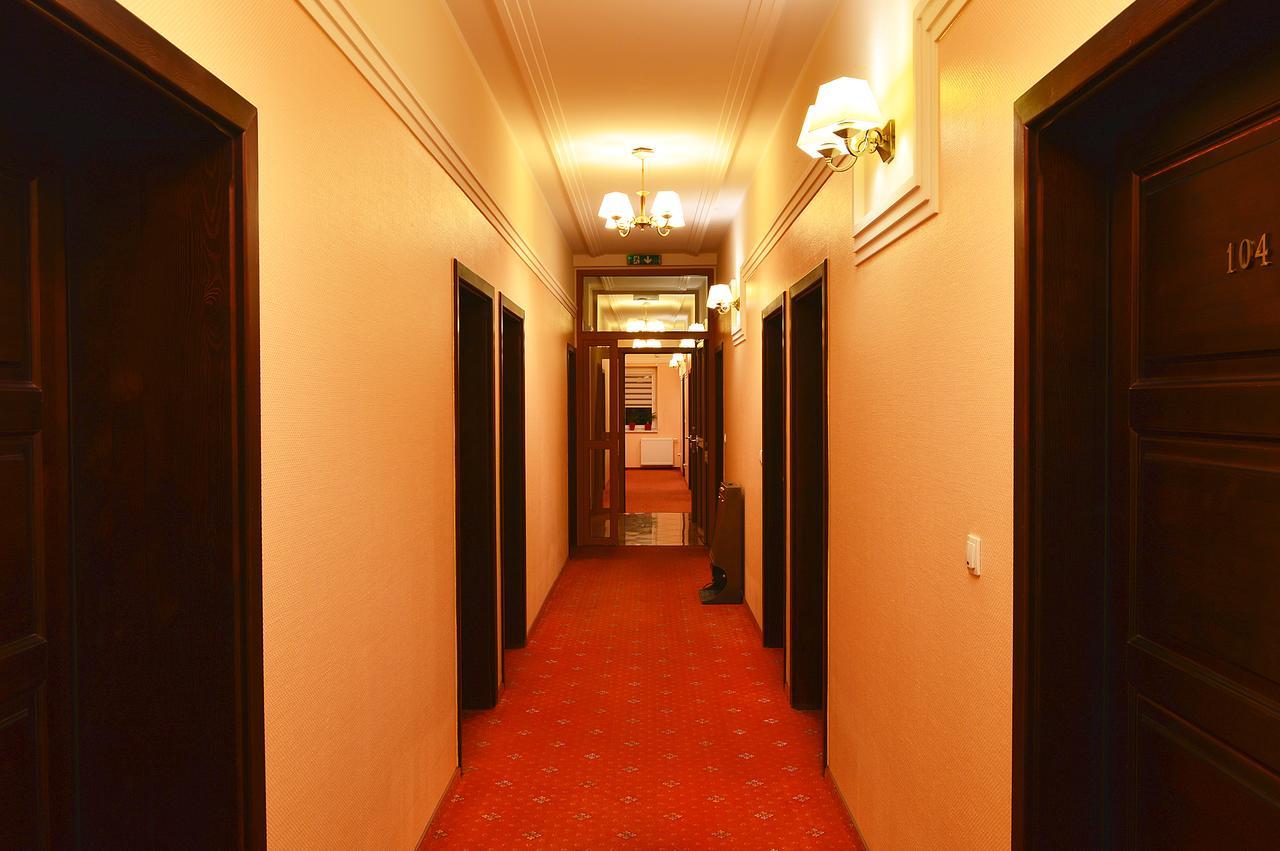 Zajazd Partynia Exterior foto